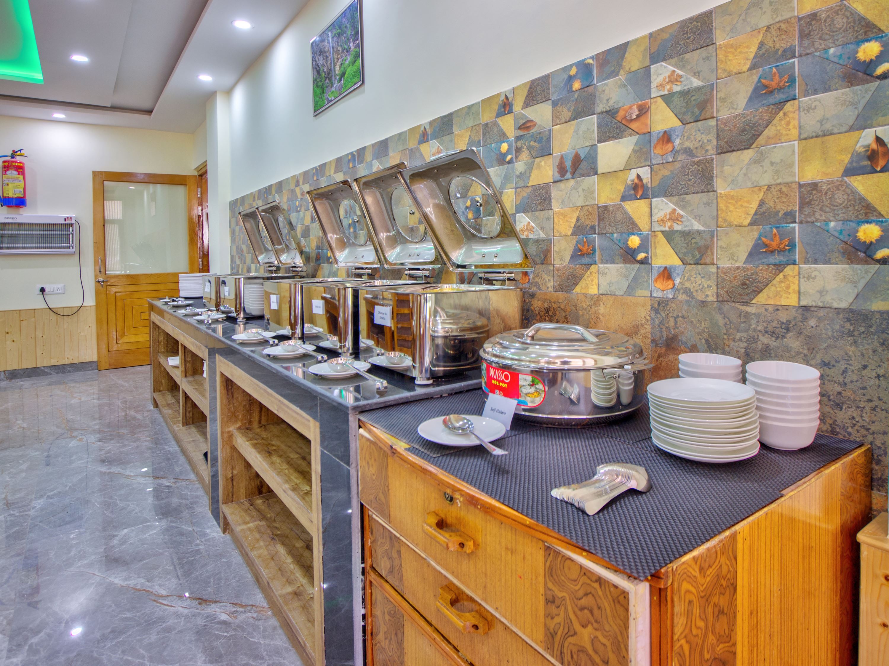 Hotel In Manali